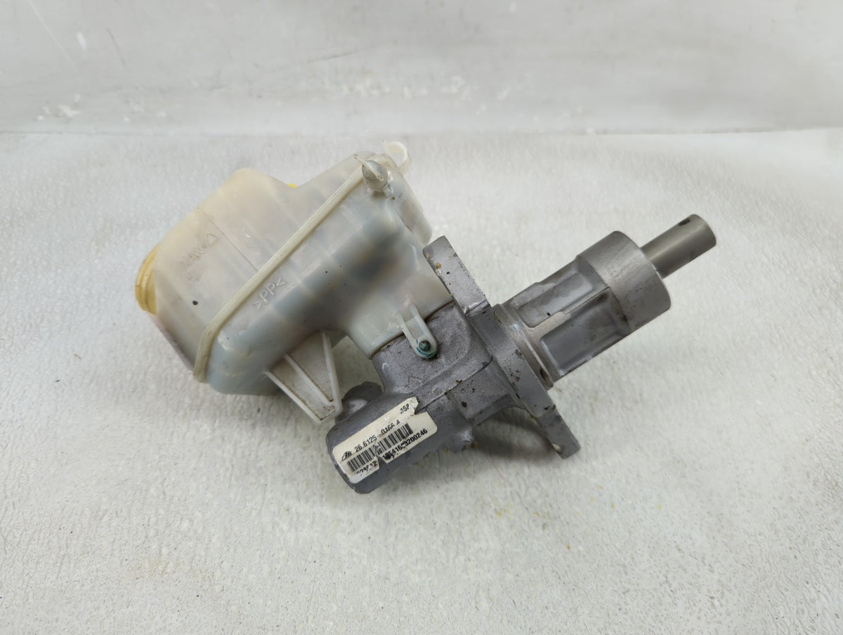 2011-2016 Chevrolet Cruze Brake Master Cylinder 1312584 - Oemusedautoparts1.com