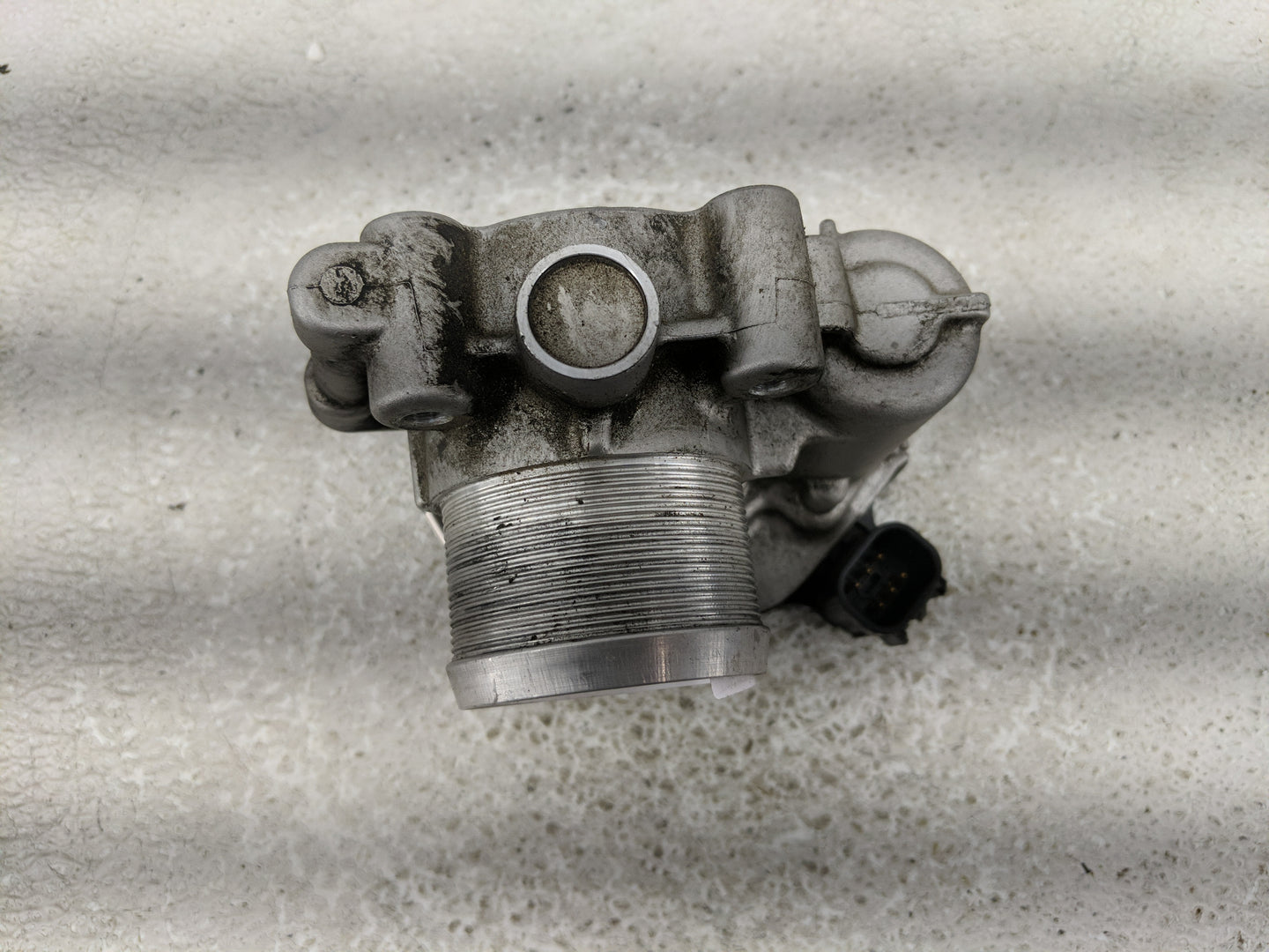 2011-2016 Chevrolet Cruze Throttle Body P/N:0 280 750 498 55 565 489 Fits OEM Used Auto Parts - Oemusedautoparts1.com