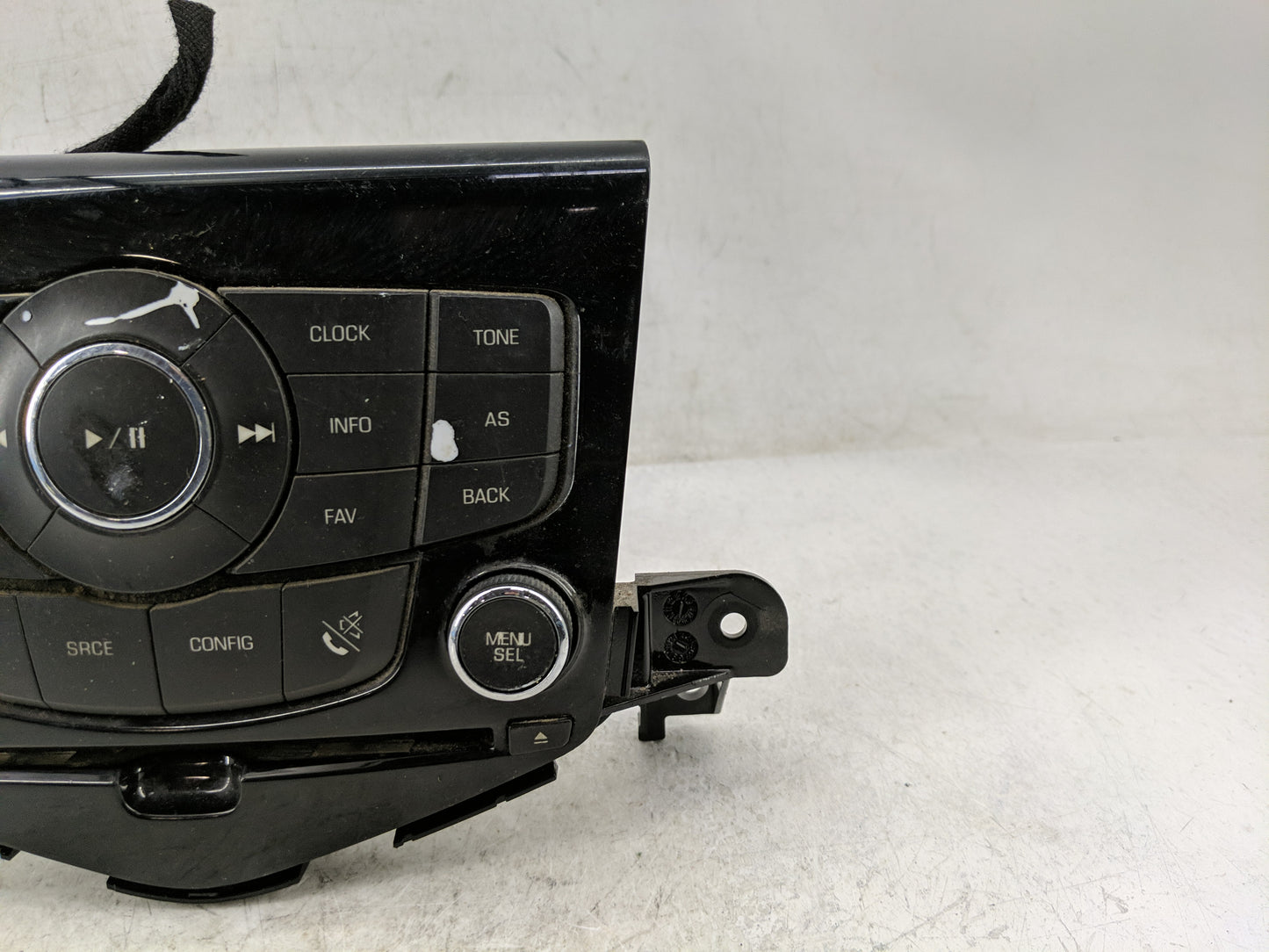 2013-2016 Chevrolet Cruze Radio Control Panel 1315053 - Oemusedautoparts1.com