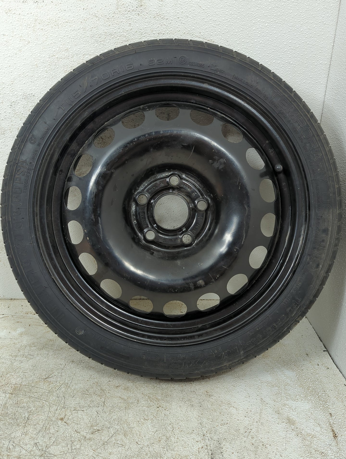 2011-2016 Chevrolet Cruze Spare Donut Tire Wheel Rim Oem 1318309 - Oemusedautoparts1.com