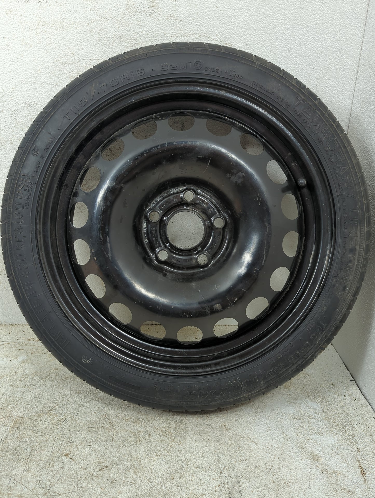 2011-2016 Chevrolet Cruze Spare Donut Tire Wheel Rim Oem 1318309 - Oemusedautoparts1.com