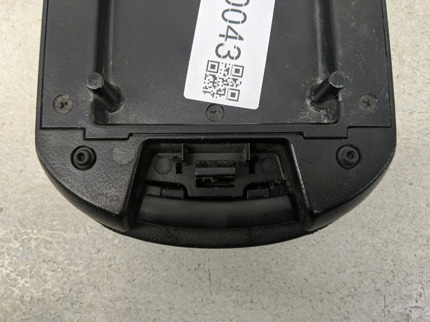 2014 Chevrolet Cruze Center Console Armrest Cover Lid Fits OEM Used Auto Parts - Oemusedautoparts1.com
