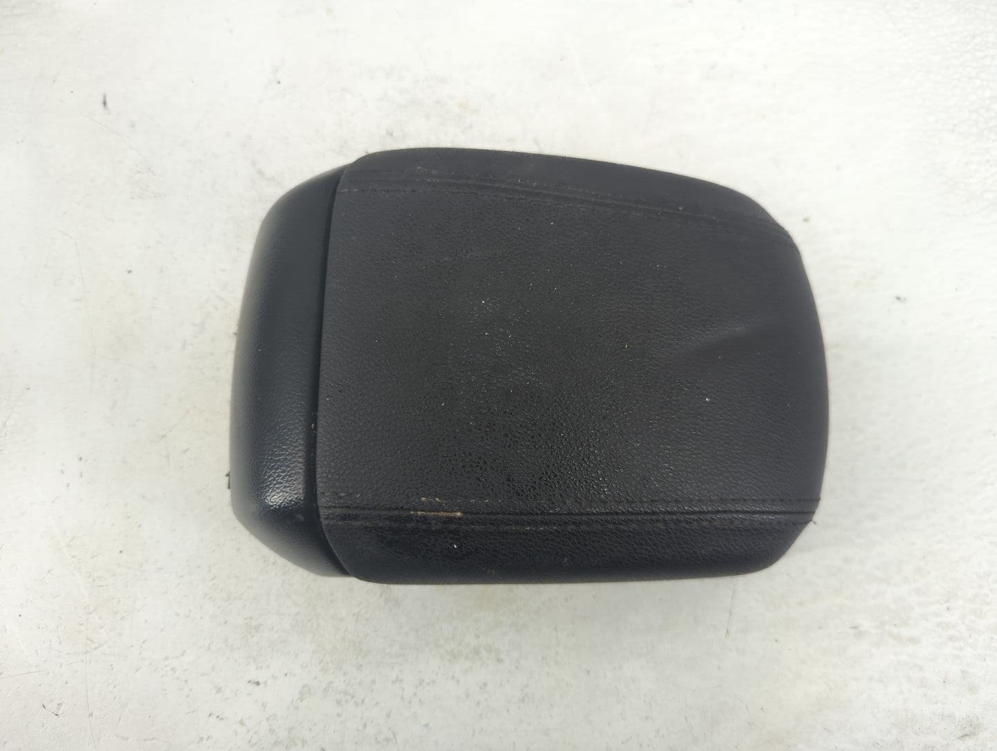 2014 Chevrolet Cruze Center Console Armrest Cover Lid Fits OEM Used Auto Parts - Oemusedautoparts1.com