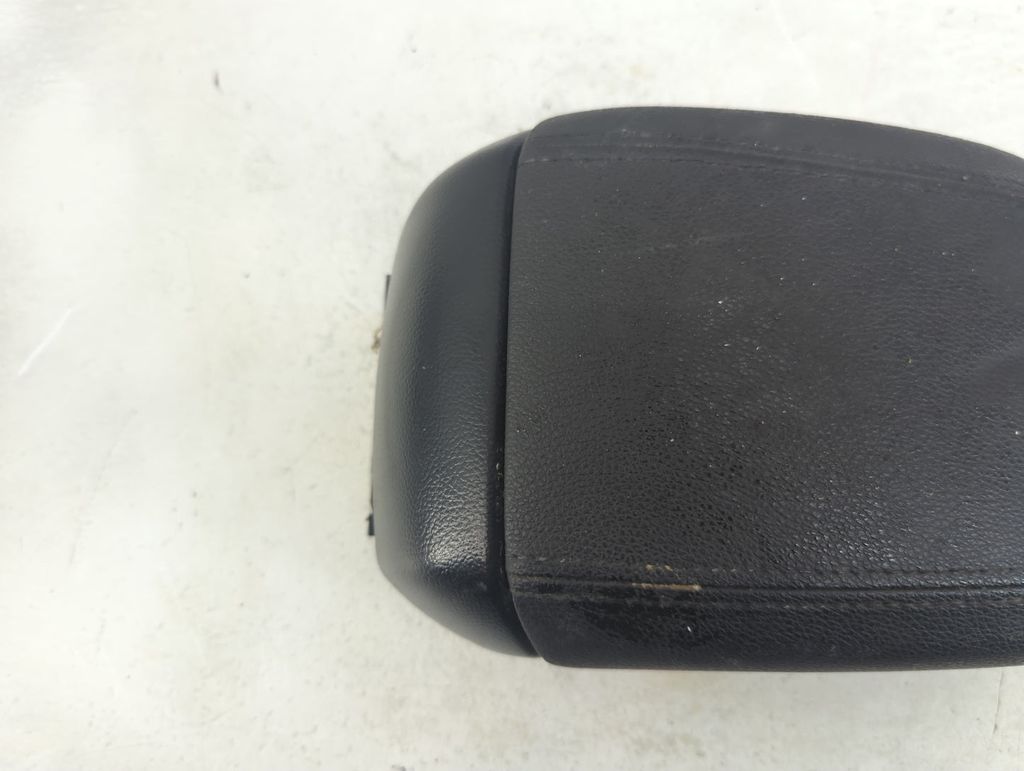 2014 Chevrolet Cruze Center Console Armrest Cover Lid Fits OEM Used Auto Parts - Oemusedautoparts1.com