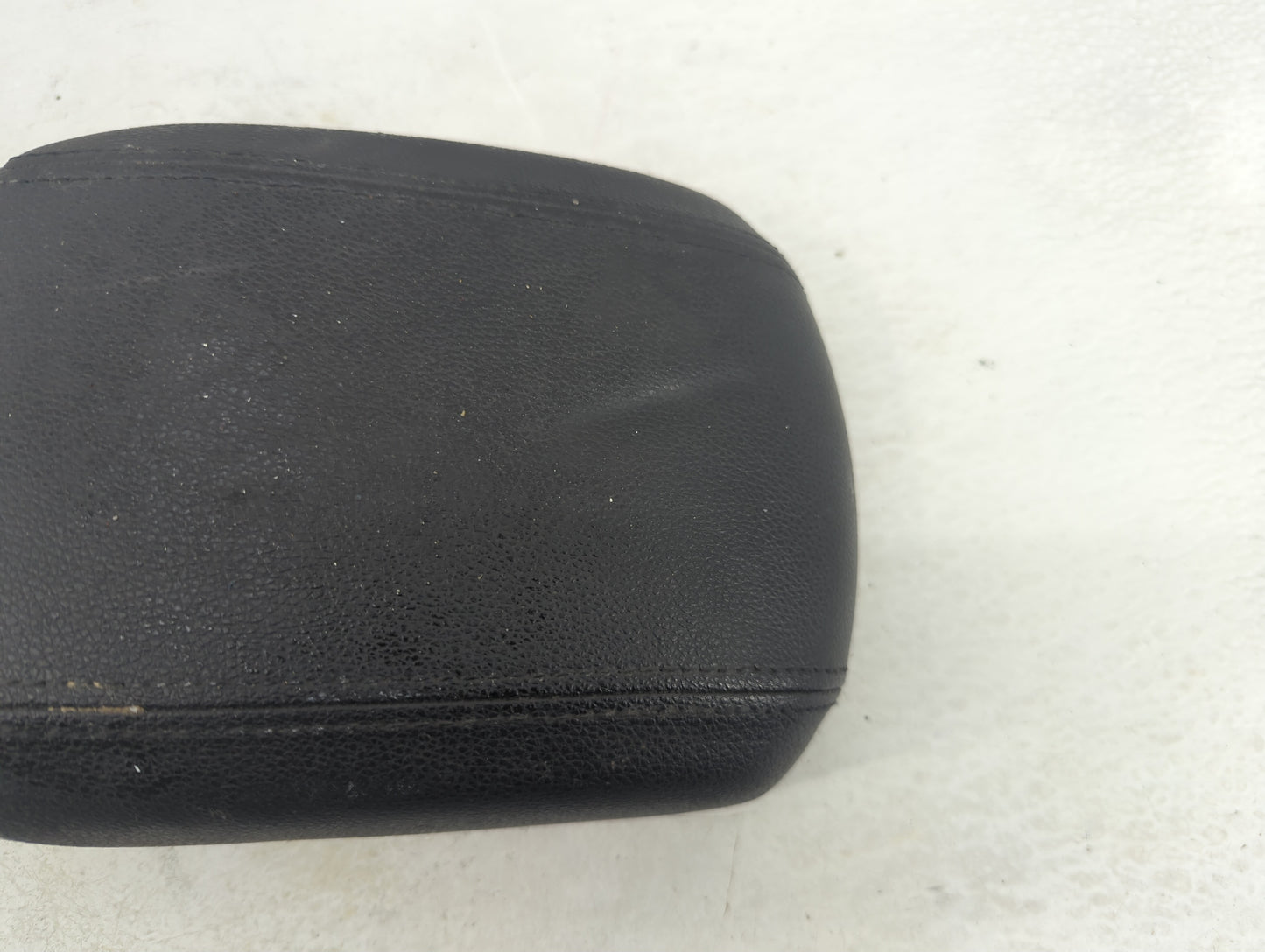 2014 Chevrolet Cruze Center Console Armrest Cover Lid Fits OEM Used Auto Parts - Oemusedautoparts1.com