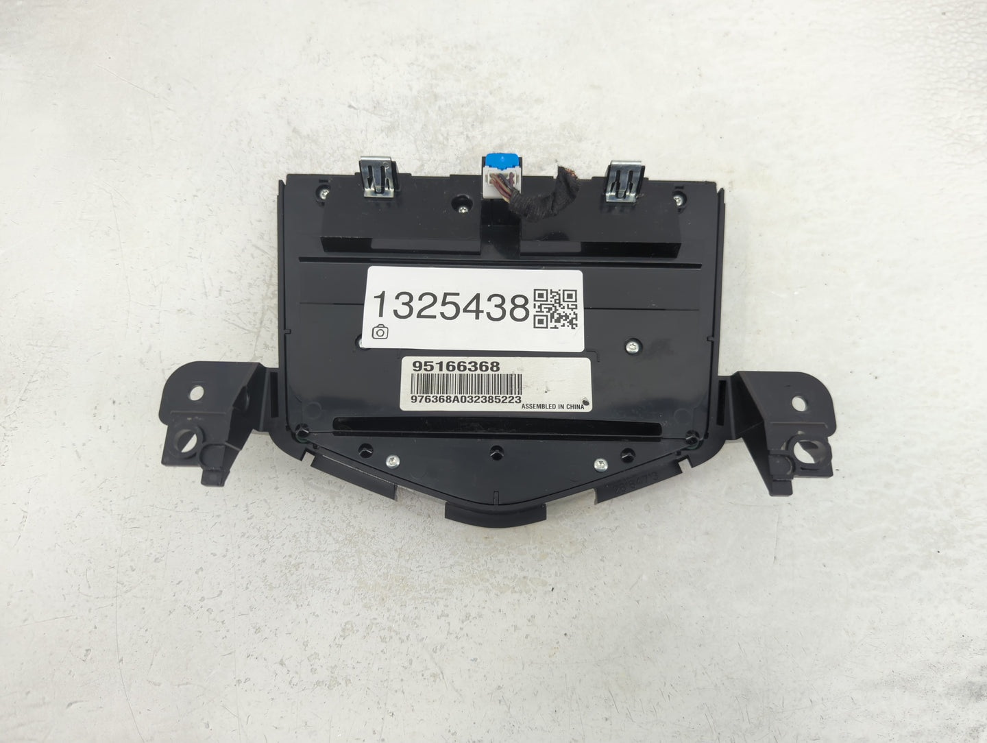2013-2016 Chevrolet Cruze Radio Control Panel - Oemusedautoparts1.com