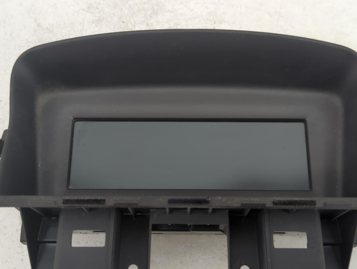 2011-2016 Chevrolet Cruze Information Radio Display Screen 1351357 - Oemusedautoparts1.com