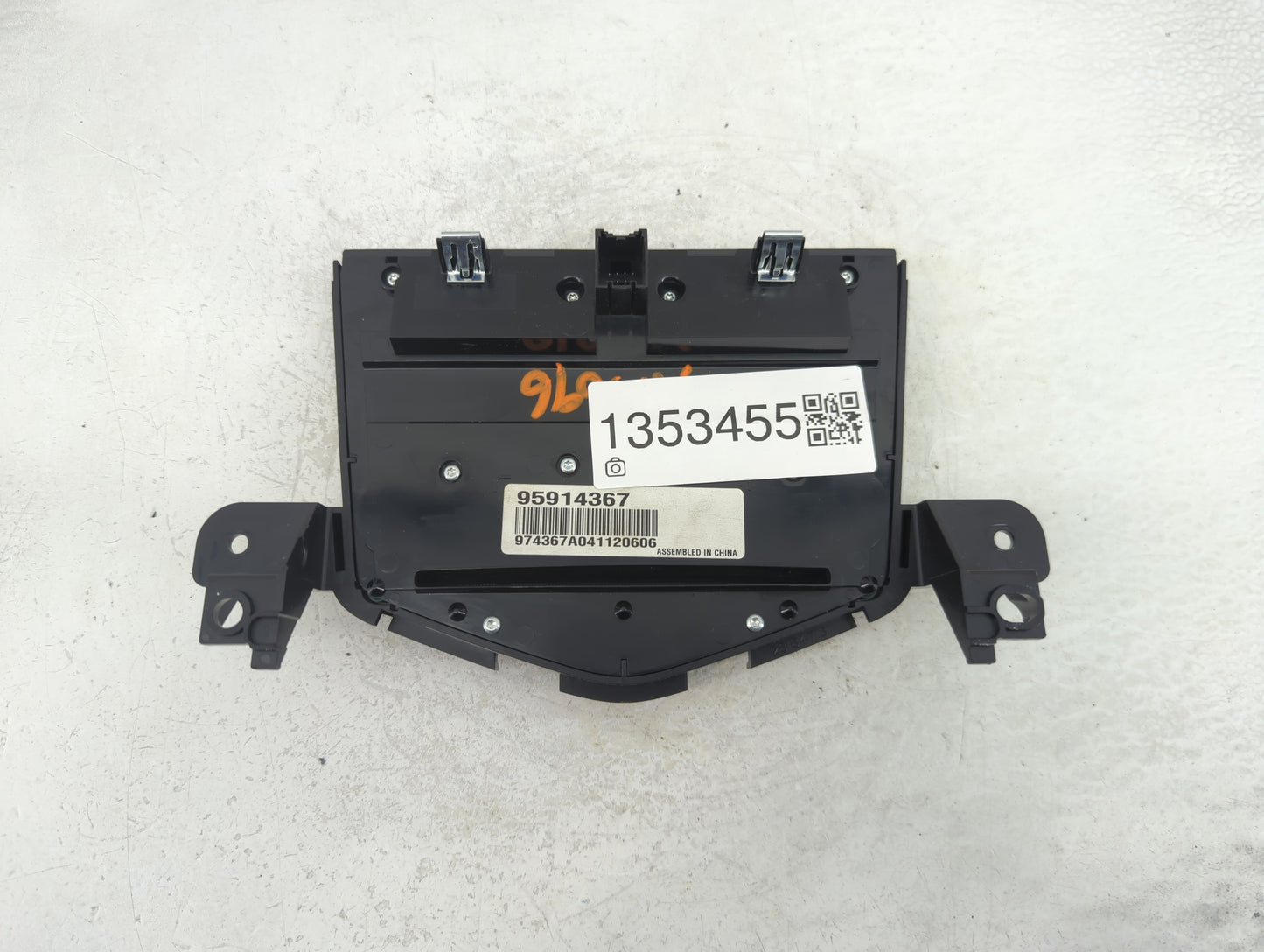 2011-2016 Chevrolet Cruze Radio Control Panel - Oemusedautoparts1.com