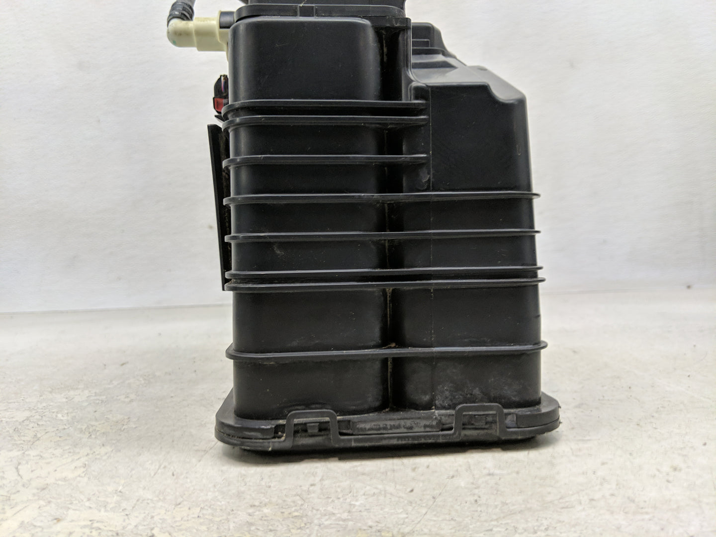 2014 Chevrolet Cruze Fuel Vapor Charcoal Canister 1356641 - Oemusedautoparts1.com