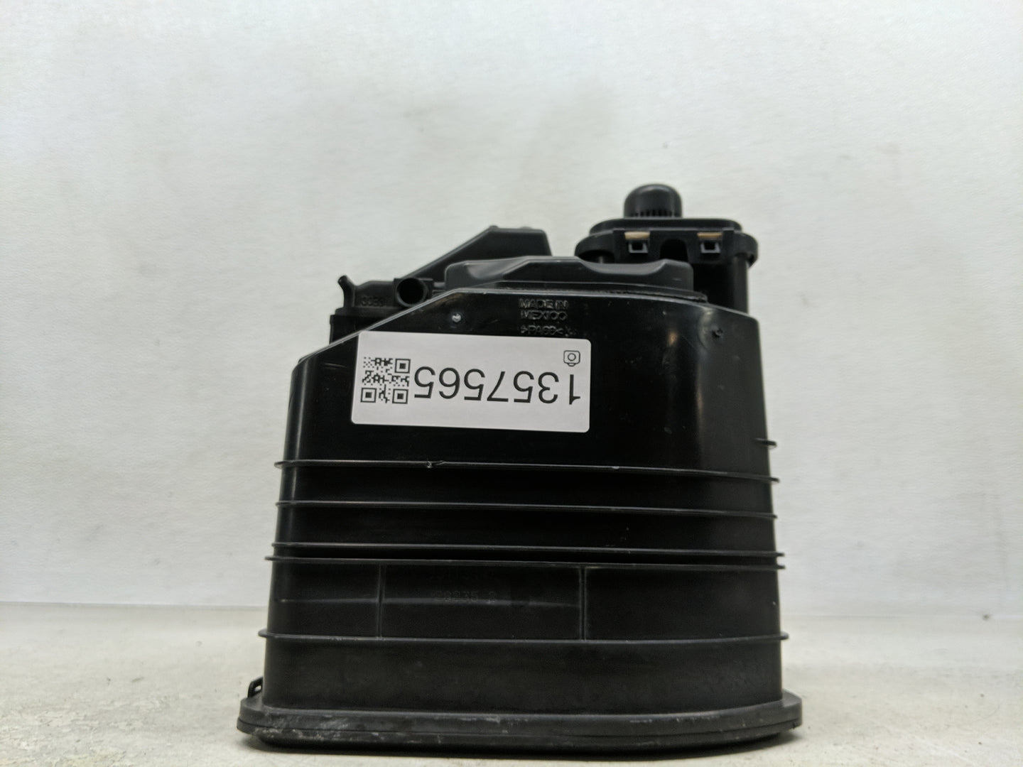 2014 Chevrolet Cruze Fuel Vapor Charcoal Canister 1357565 - Oemusedautoparts1.com