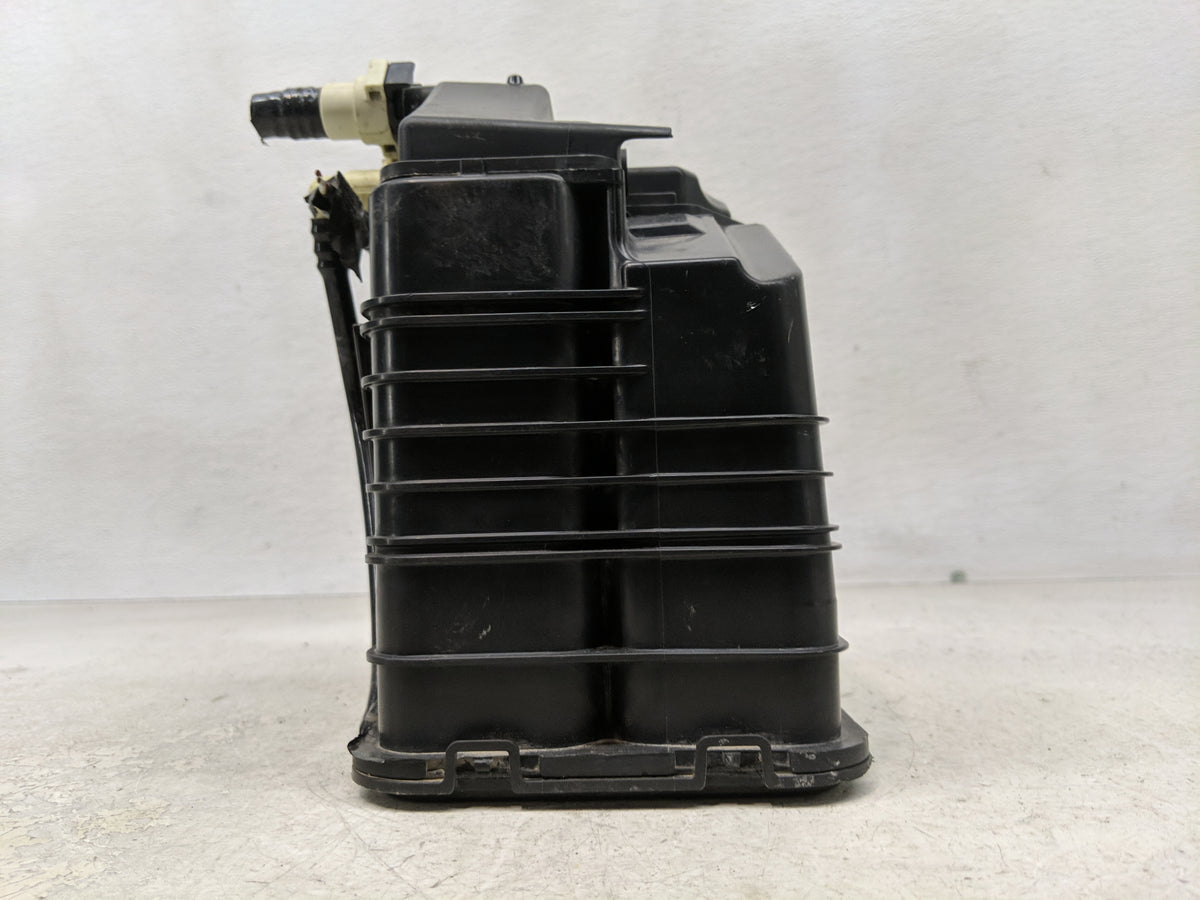 2014 Chevrolet Cruze Fuel Vapor Charcoal Canister 1357565 - Oemusedautoparts1.com