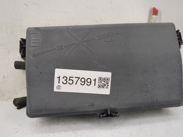 2011-2014 Chevrolet Cruze Fusebox Fuse Box Panel Relay Module Fits Fits 2011 2012 2013 2014 OEM Used Auto Parts - Oemusedaut