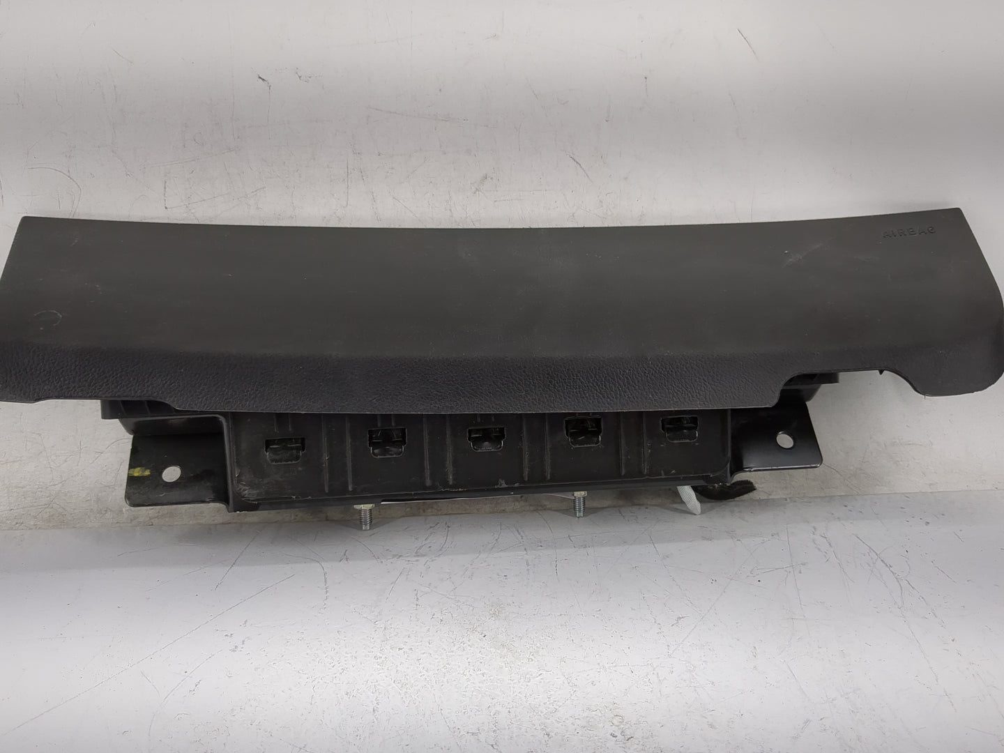 2014 Chevrolet Cruze Air Bag Passenger Right Knee OEM P/N:A1IM01-309BC4BJ4G0 20TML004BCXDE1060TP Fits OEM Used Auto Parts - 