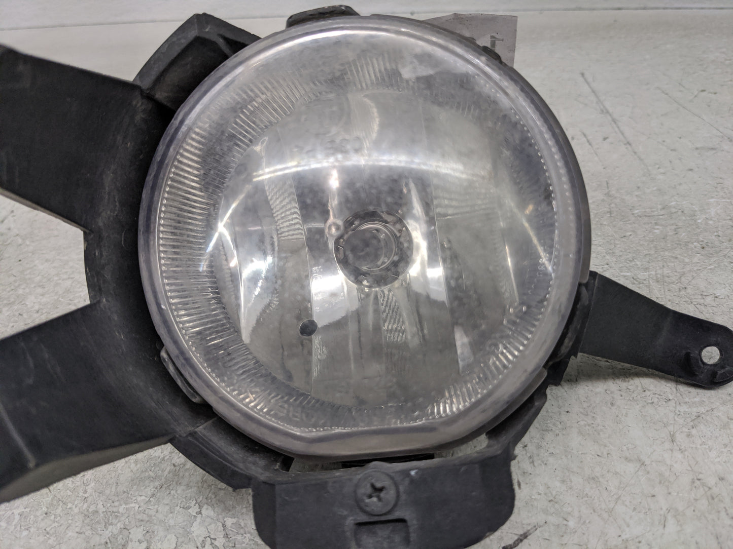 2011-2014 Chevrolet Cruze Passenger Right Oem Fog Light Lamp - Oemusedautoparts1.com