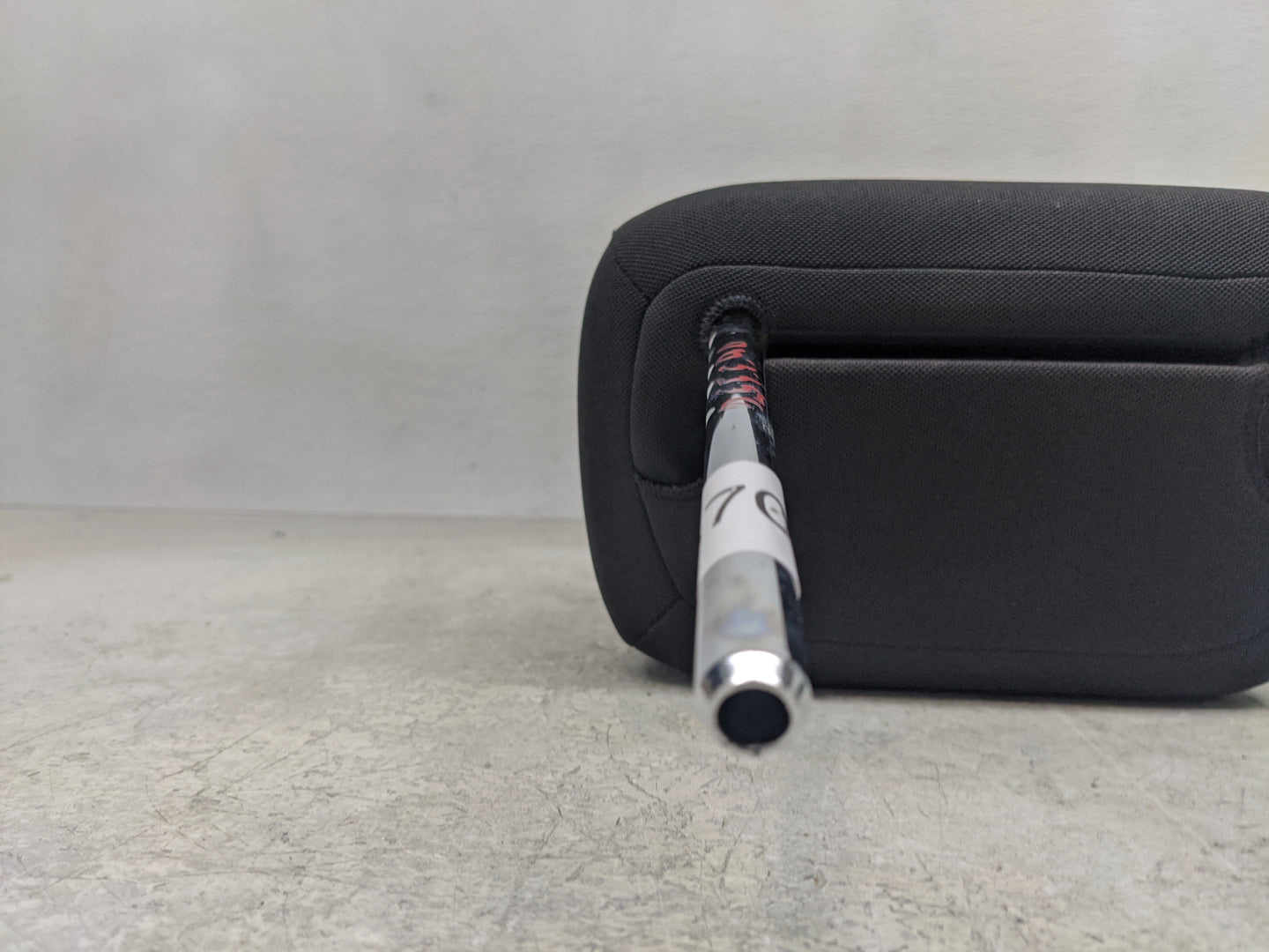 2012-2016 Chevrolet Cruze Headrest Head Rest Front Driver Passenger Seat - Oemusedautoparts1.com