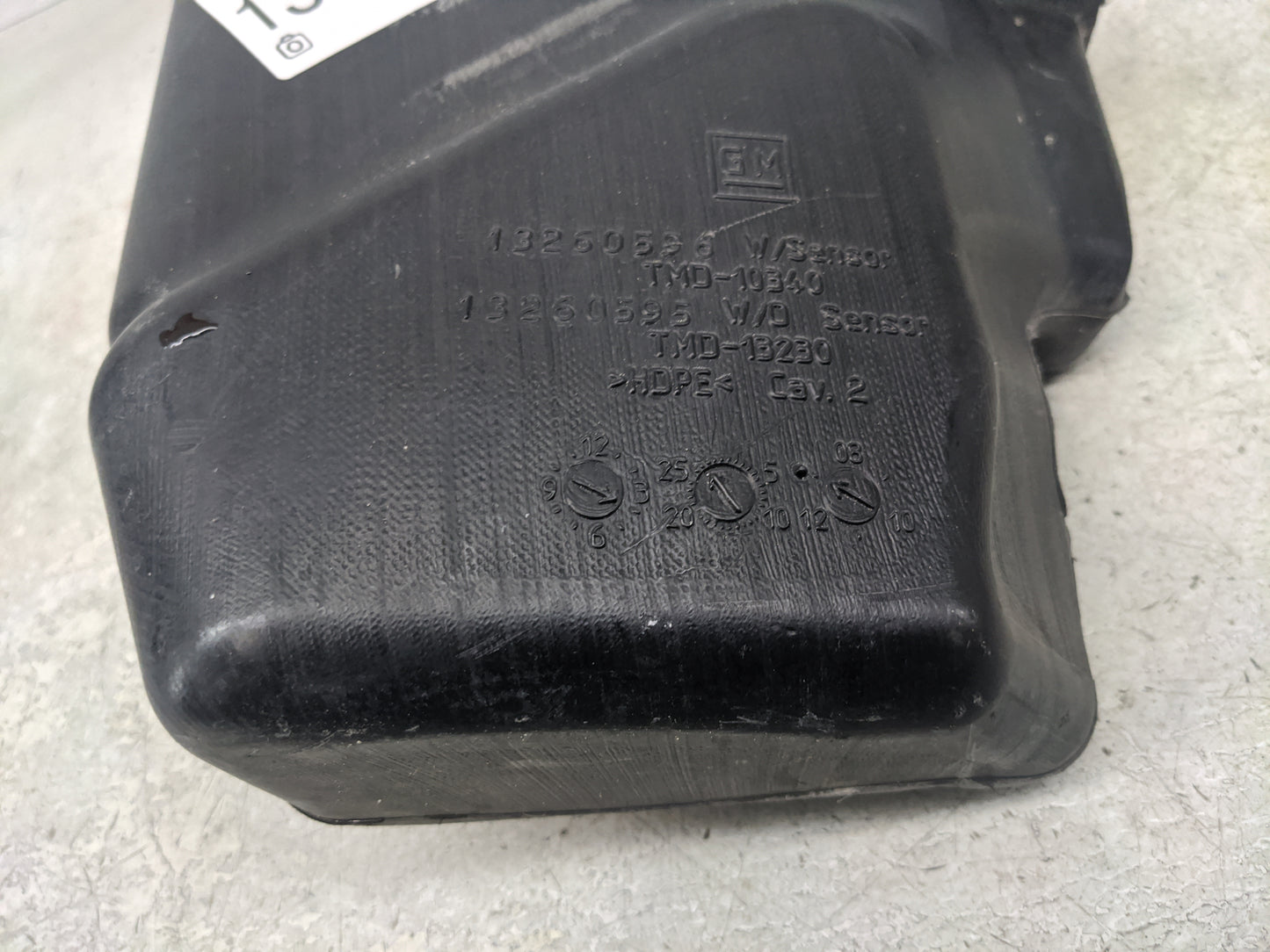 2014 Chevrolet Cruze Windshield Washer Fluid Reservoir Bottle Oem - Oemusedautoparts1.com