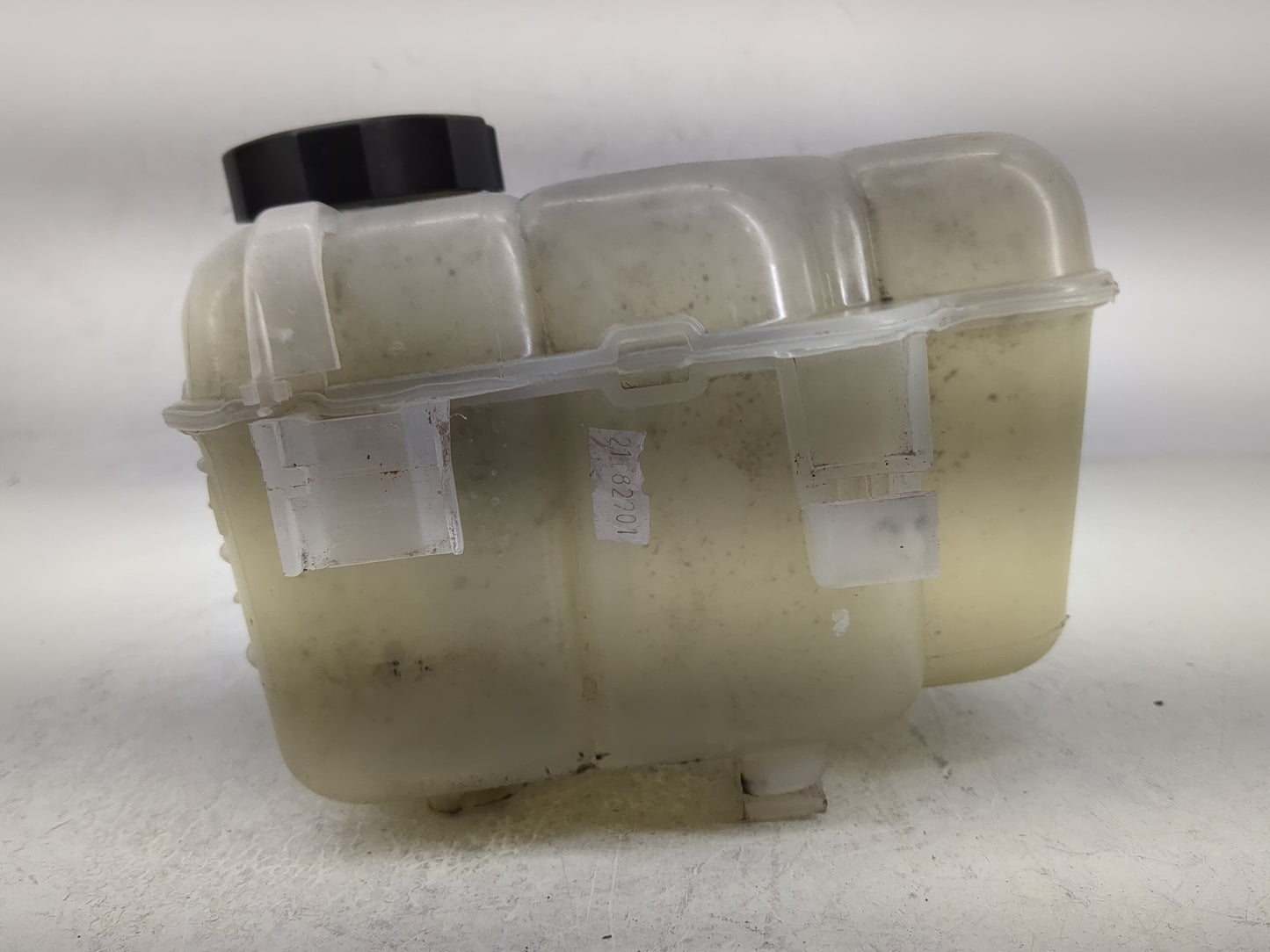 2011-2016 Chevrolet Cruze Windshield Washer Fluid Reservoir Bottle Oem - Oemusedautoparts1.com