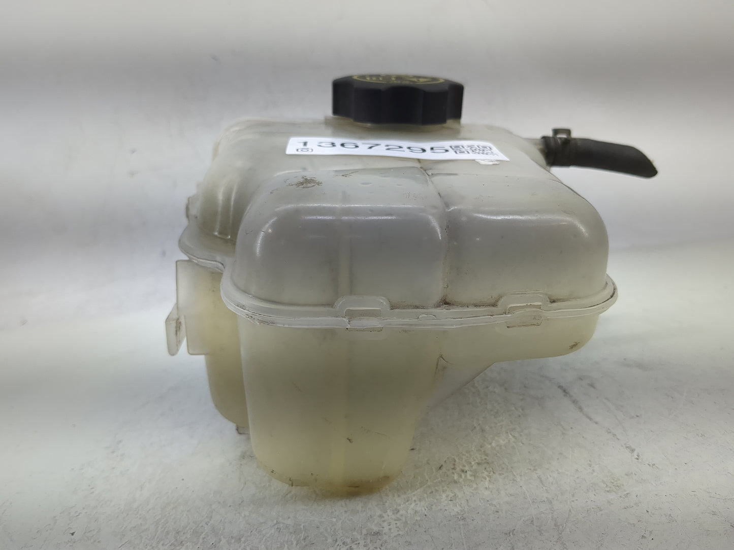 2011-2016 Chevrolet Cruze Windshield Washer Fluid Reservoir Bottle Oem - Oemusedautoparts1.com