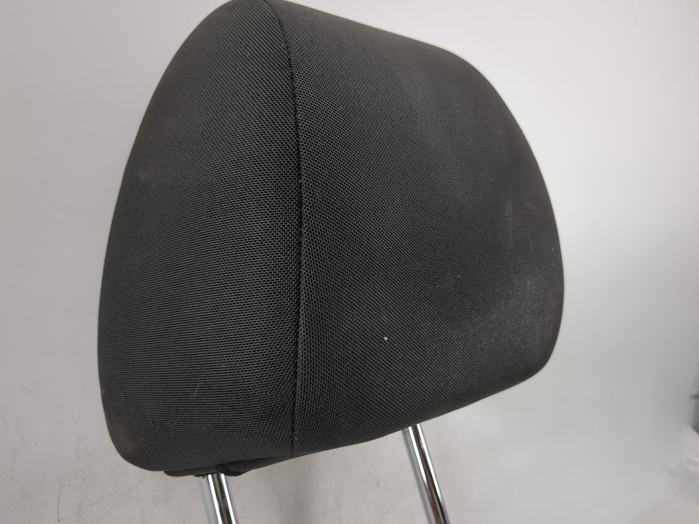 2012-2016 Chevrolet Cruze Headrest Head Rest Front Driver Passenger Seat - Oemusedautoparts1.com