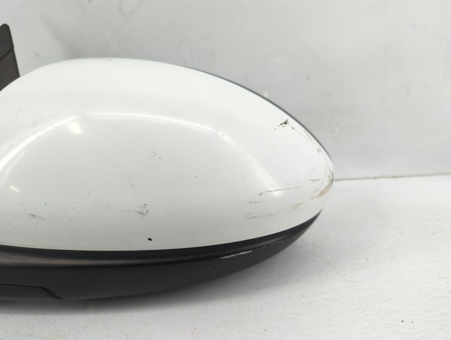 2011-2016 Chevrolet Cruze Driver Side View Mirror - Left Door Mirror OEM Used - Oemusedautoparts1.com
