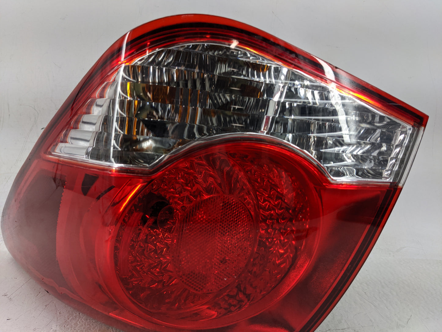 2011-2016 Chevrolet Cruze Tail Light Assembly Driver Left OEM Fits Fits 2011 2012 2013 2014 2015 2016 OEM Used Auto Parts - 
