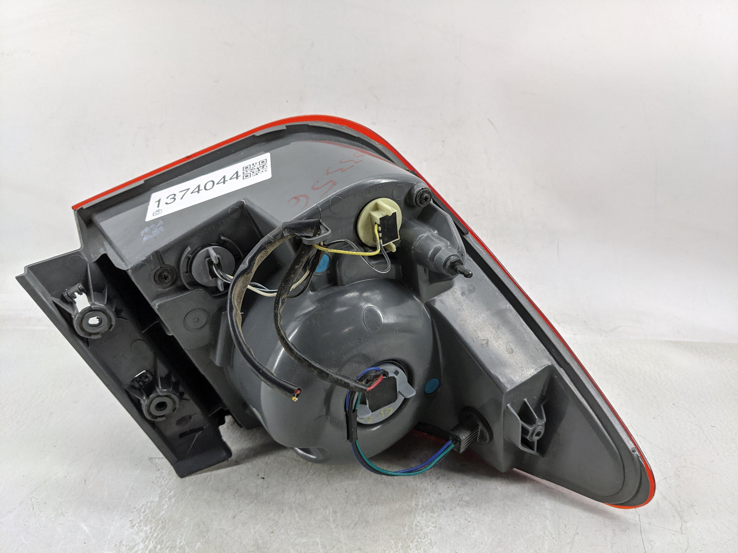 2011-2016 Chevrolet Cruze Tail Light Assembly Driver Left OEM Fits Fits 2011 2012 2013 2014 2015 2016 OEM Used Auto Parts - 
