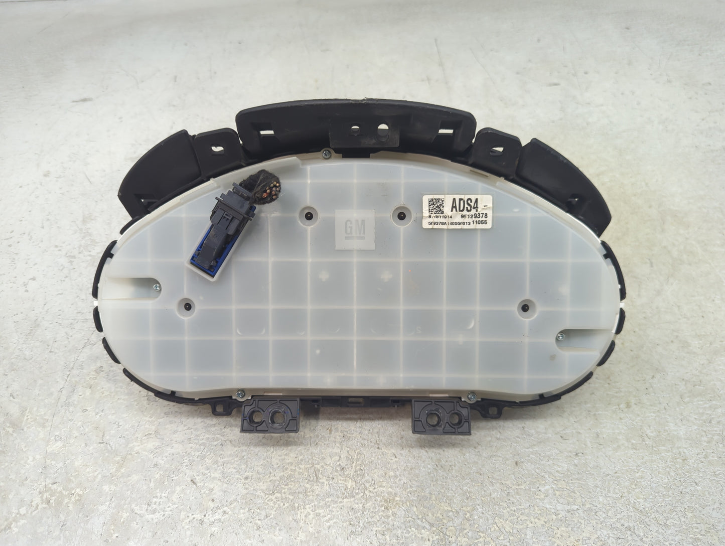 2013-2014 Chevrolet Cruze Instrument Cluster Speedometer Gauges P/N:95129378 Fits Fits 2013 2014 OEM Used Auto Parts - Oemus