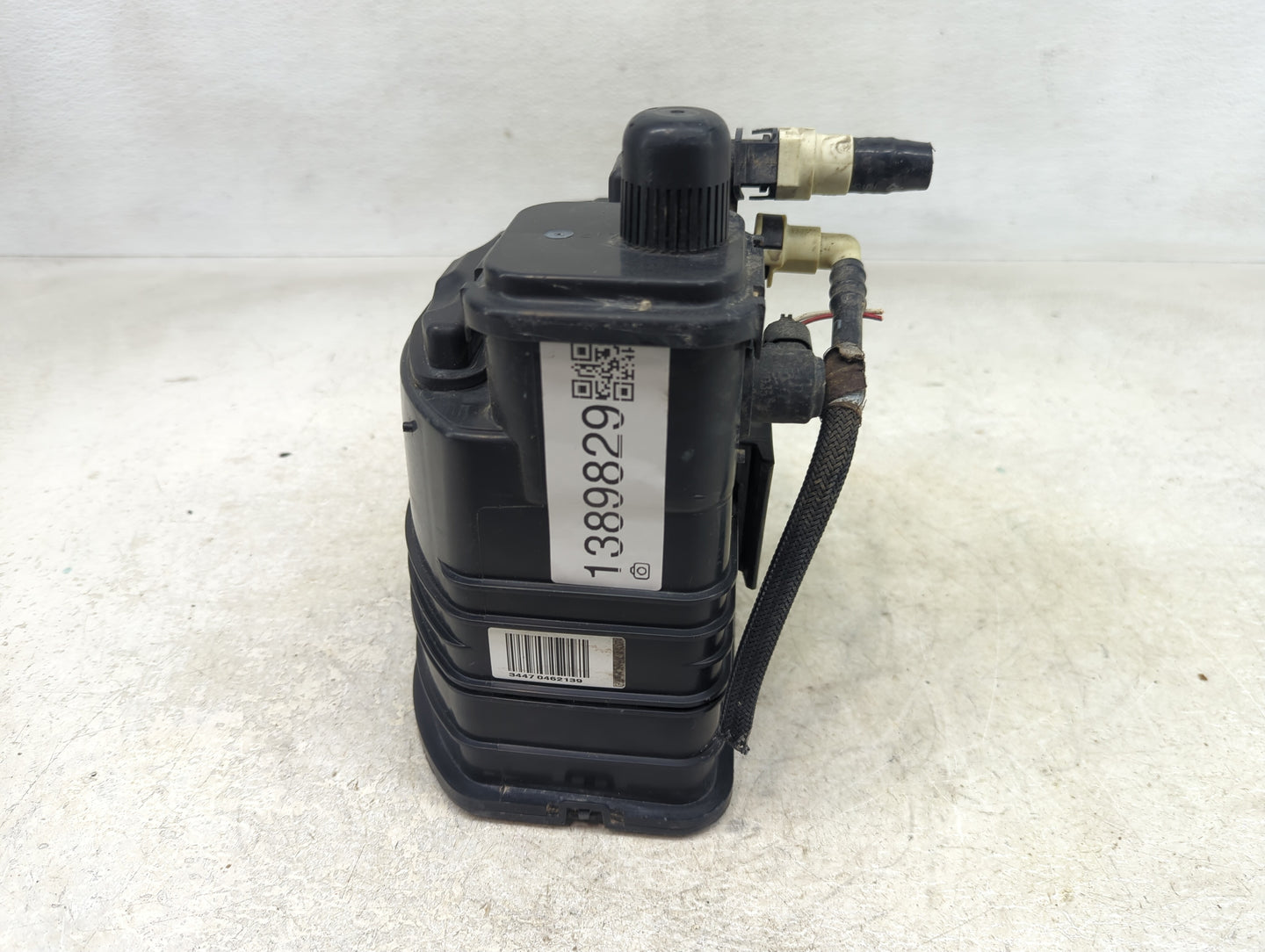 2014 Chevrolet Cruze Fuel Vapor Charcoal Canister 1389829 - Oemusedautoparts1.com