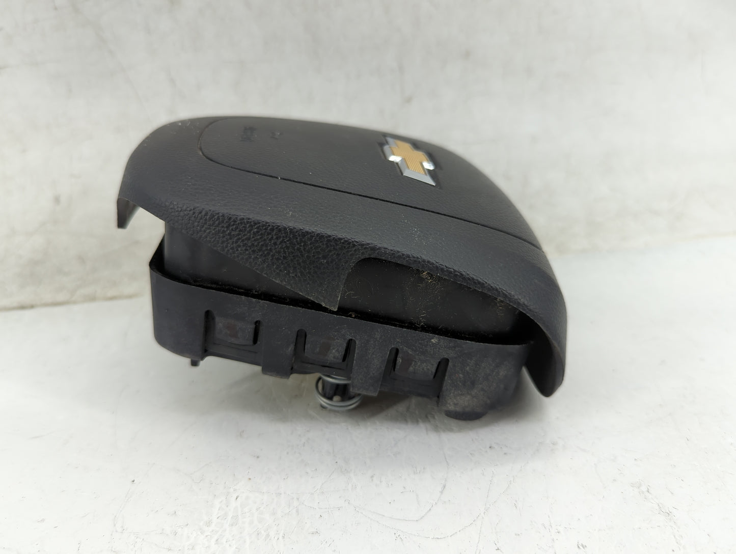 2013-2016 Chevrolet Cruze Air Bag Driver Left Steering Wheel Mounted P/N:95115462 Fits Fits 2013 2014 2015 2016 OEM Used Aut