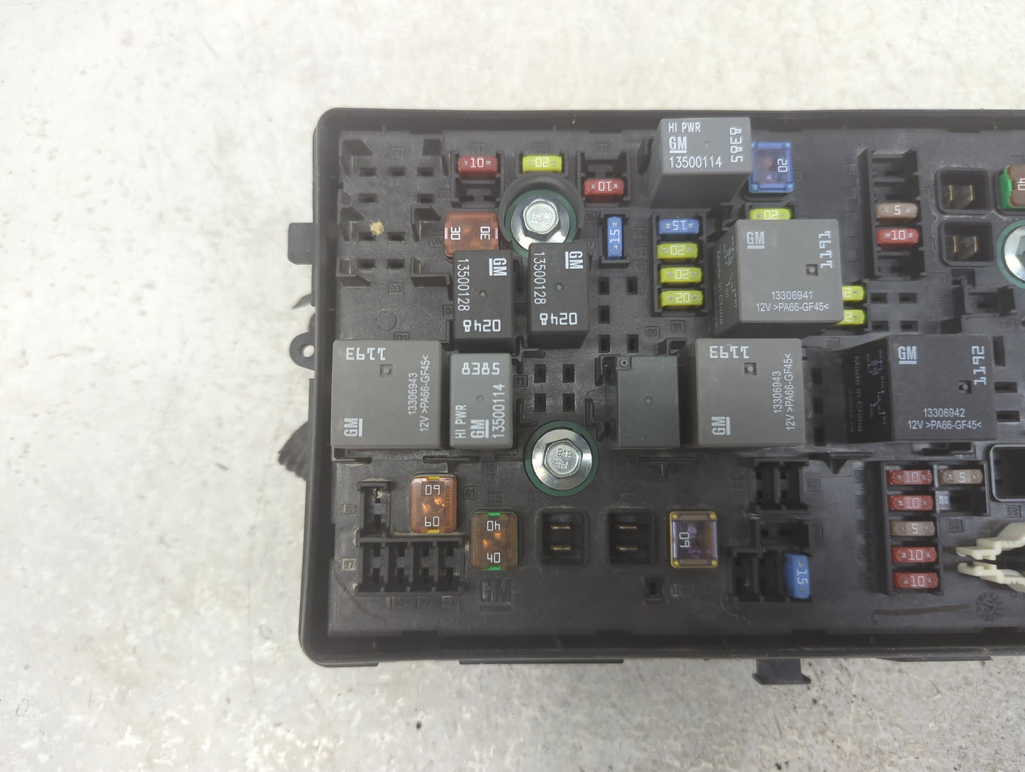 2011-2014 Chevrolet Cruze Fusebox Fuse Box Panel Relay Module P/N:812461952 Fits Fits 2011 2012 2013 2014 OEM Used Auto Part