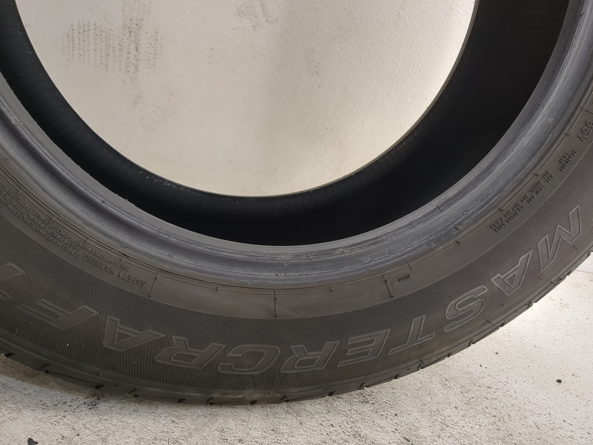 Used Tire 215/60R16 MASTERCRAFT COURSER QUEST 95V - Tread Depth 8/32 - Oemusedautoparts1.com