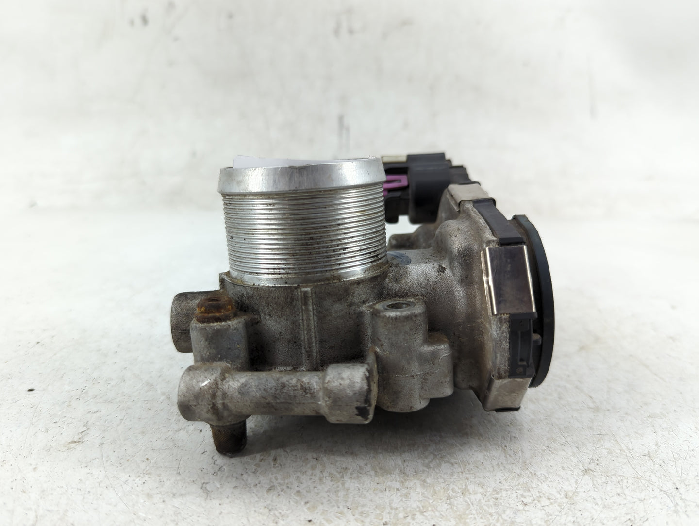 2011-2016 Chevrolet Cruze Throttle Body P/N:55 581 662 Fits Fits 2011 2012 2013 2014 2015 2016 2017 2018 2019 2020 2021 OEM 