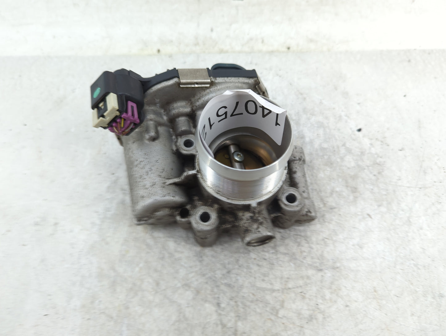 2011-2016 Chevrolet Cruze Throttle Body P/N:55581662 Fits Fits 2011 2012 2013 2014 2015 2016 2017 2018 2019 2020 2021 OEM Us