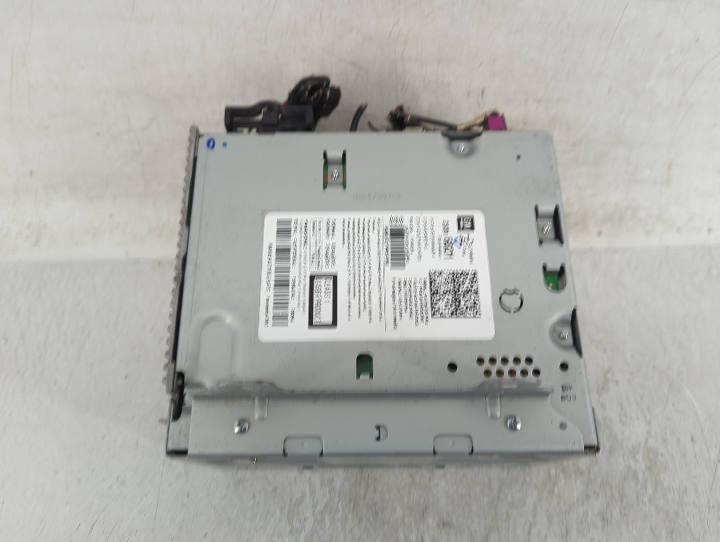 2014 Chevrolet Cruze Radio AM FM Cd Player Receiver Replacement Fits OEM Used Auto Parts - Oemusedautoparts1.com