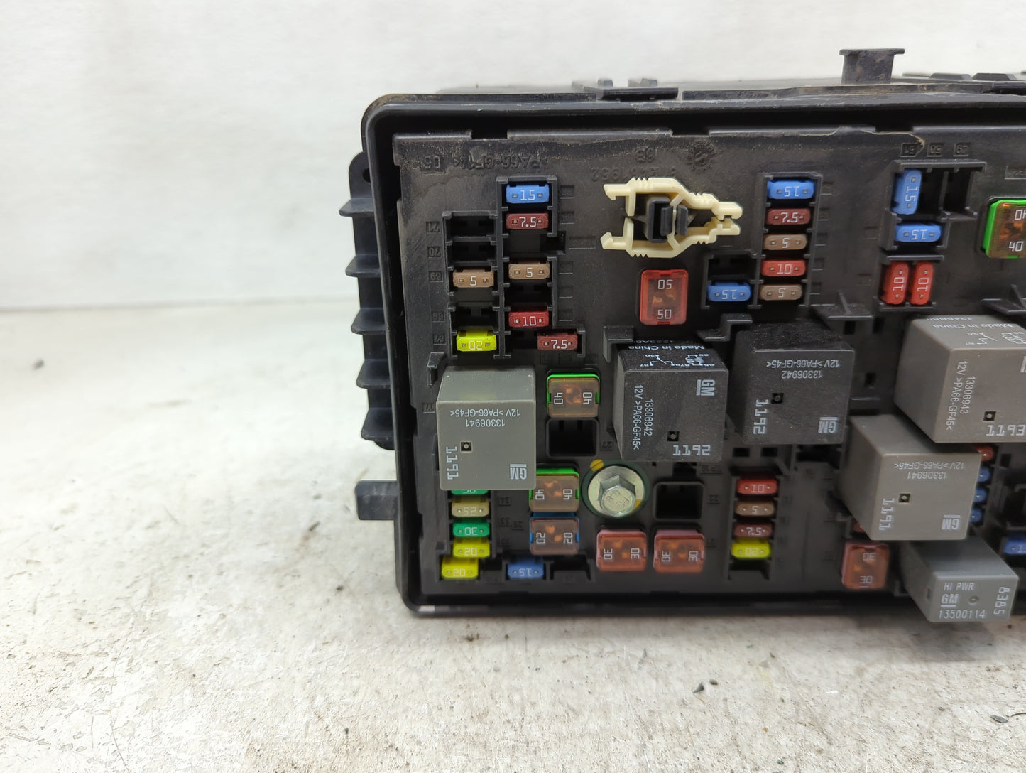 2011-2014 Chevrolet Cruze Fusebox Fuse Box Panel Relay Module P/N:96982033-06 Fits Fits 2011 2012 2013 2014 OEM Used Auto Pa