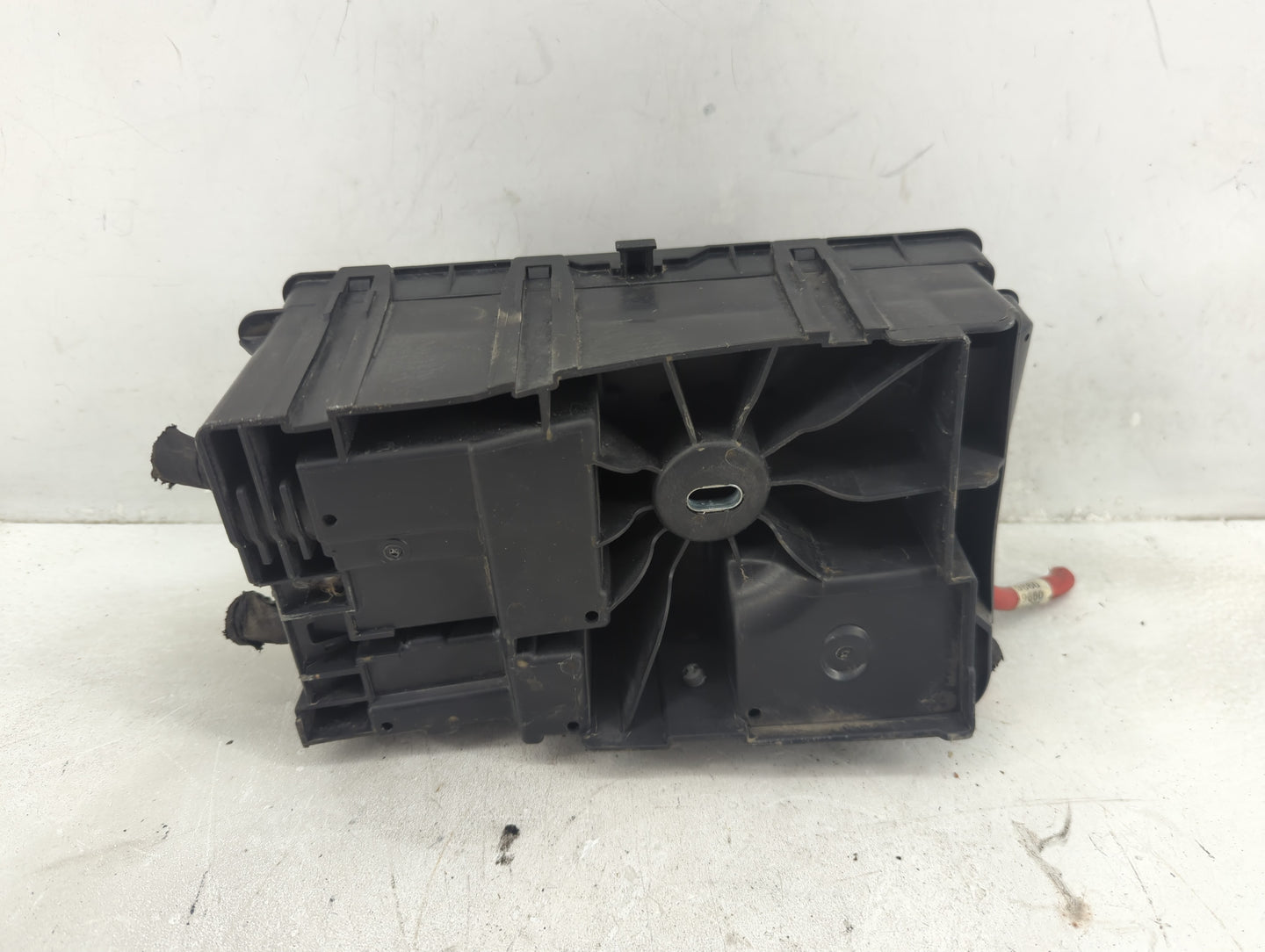 2013-2014 Chevrolet Cruze Fusebox Fuse Box Panel Relay Module P/N:812461952 Fits Fits 2013 2014 OEM Used Auto Parts - Oemuse