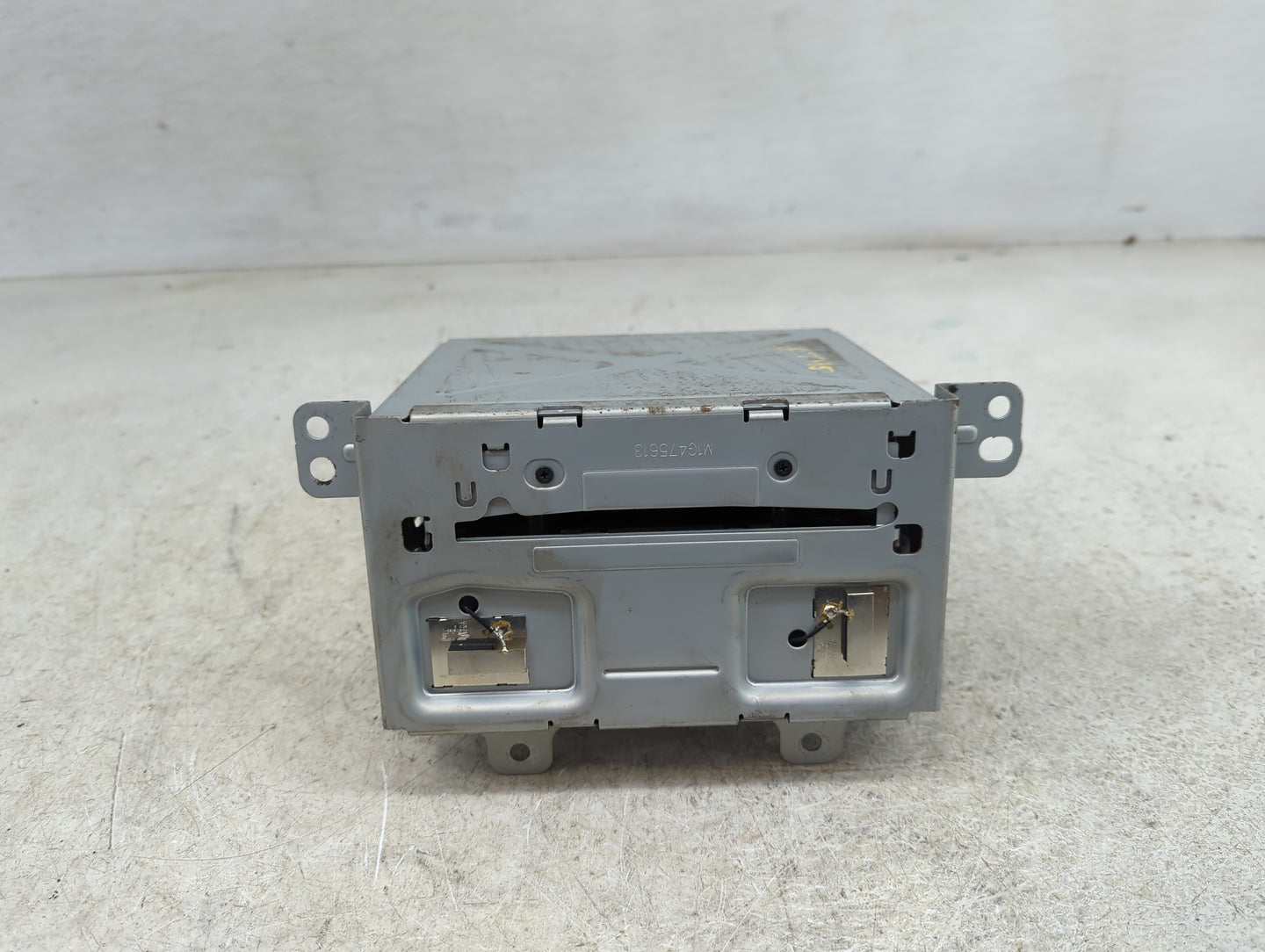 2014 Chevrolet Cruze Radio AM FM Cd Player Receiver Replacement P/N:23206821 Fits OEM Used Auto Parts - Oemusedautoparts1.co