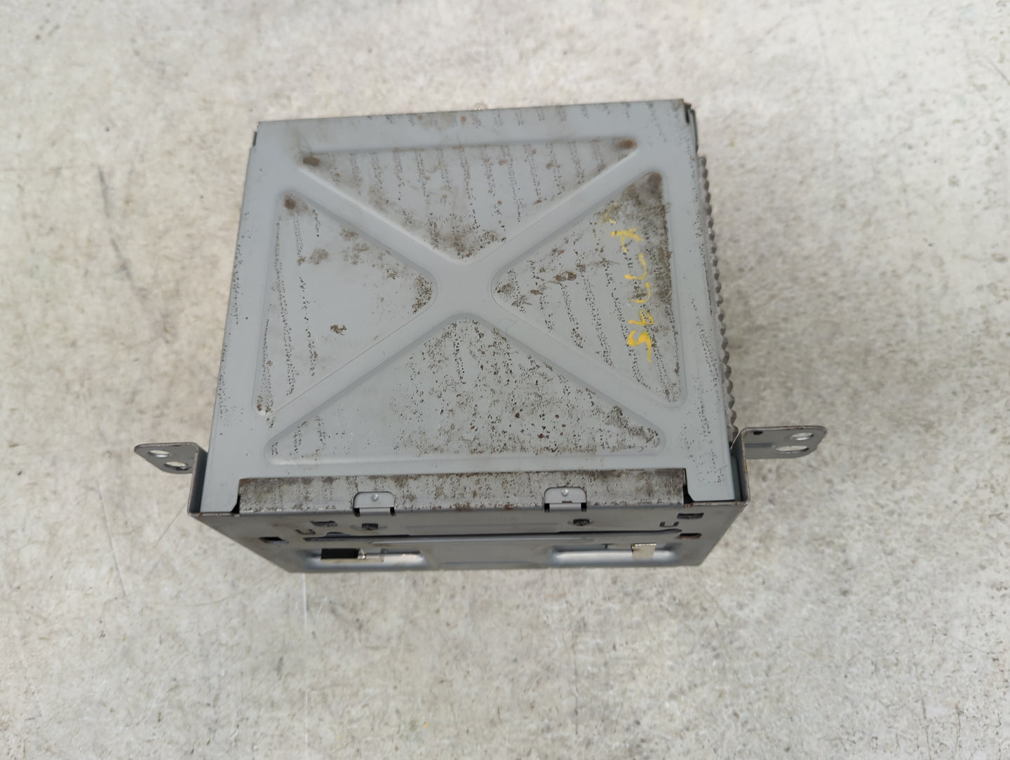 2014 Chevrolet Cruze Radio AM FM Cd Player Receiver Replacement P/N:23206821 Fits OEM Used Auto Parts - Oemusedautoparts1.co