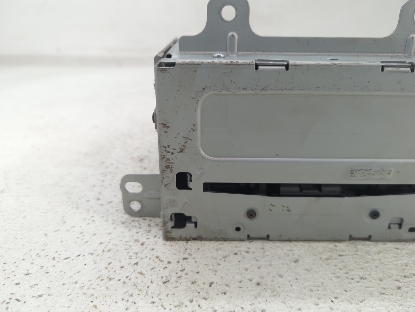 2013-2016 Chevrolet Cruze Radio AM FM Cd Player Receiver Replacement P/N:22976137 Fits Fits 2013 2014 2015 2016 OEM Used Aut