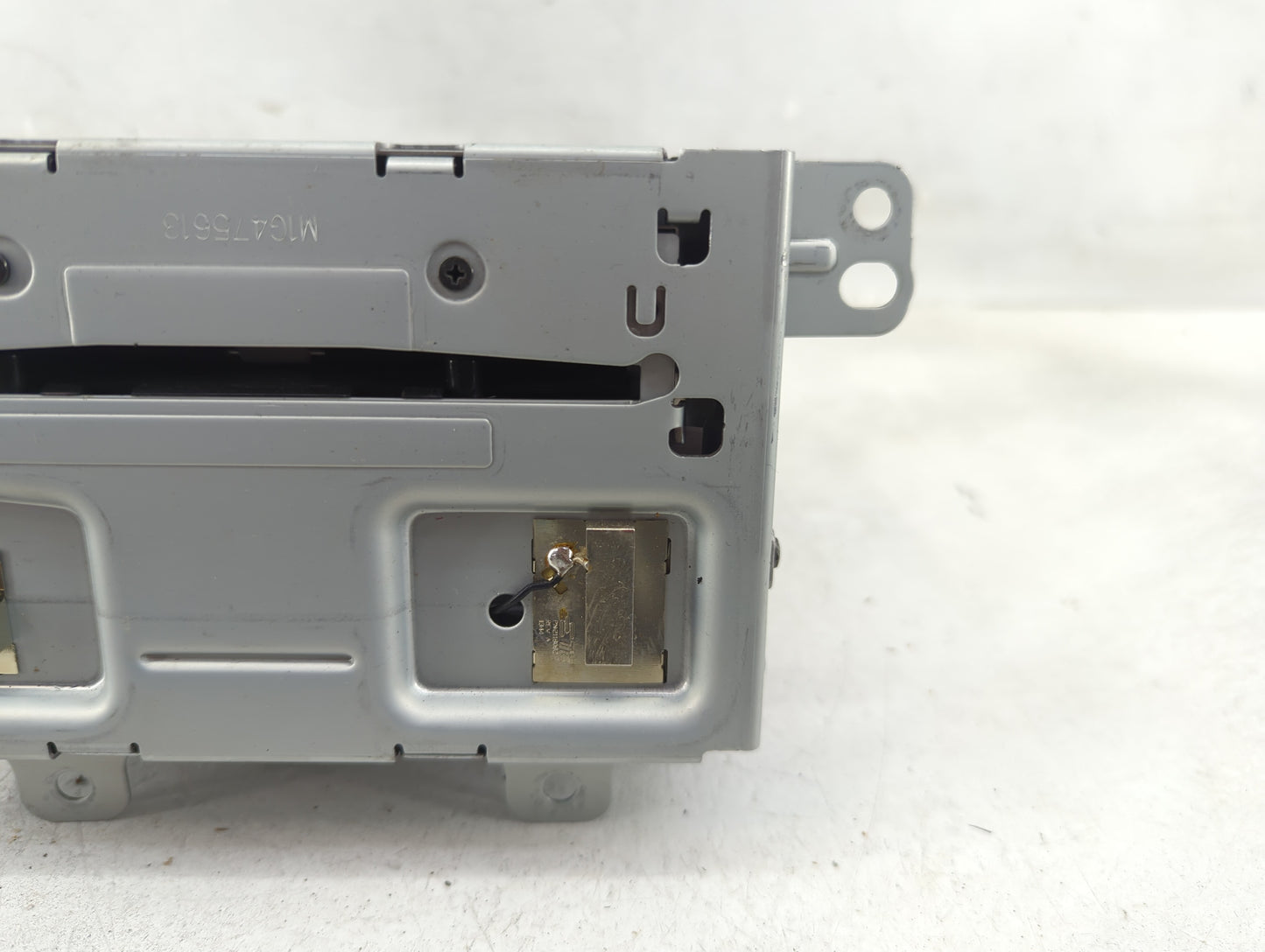 2013-2016 Chevrolet Cruze Radio AM FM Cd Player Receiver Replacement P/N:23206821 Fits Fits 2013 2014 2015 2016 OEM Used Aut