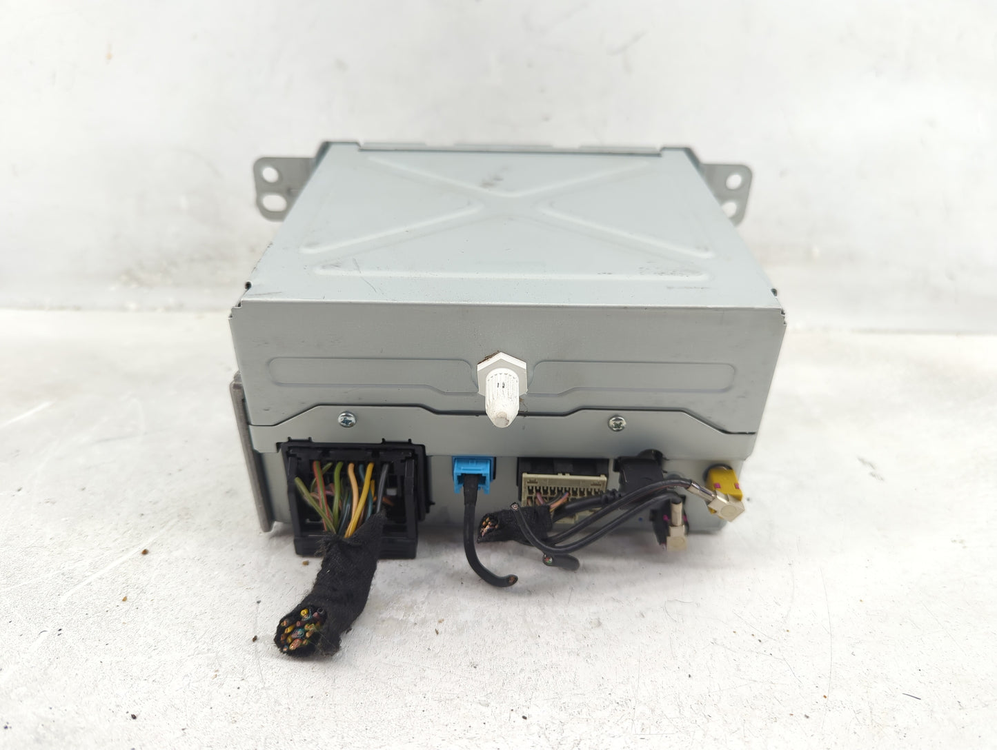2013-2016 Chevrolet Cruze Radio AM FM Cd Player Receiver Replacement P/N:23206821 Fits Fits 2013 2014 2015 2016 OEM Used Aut