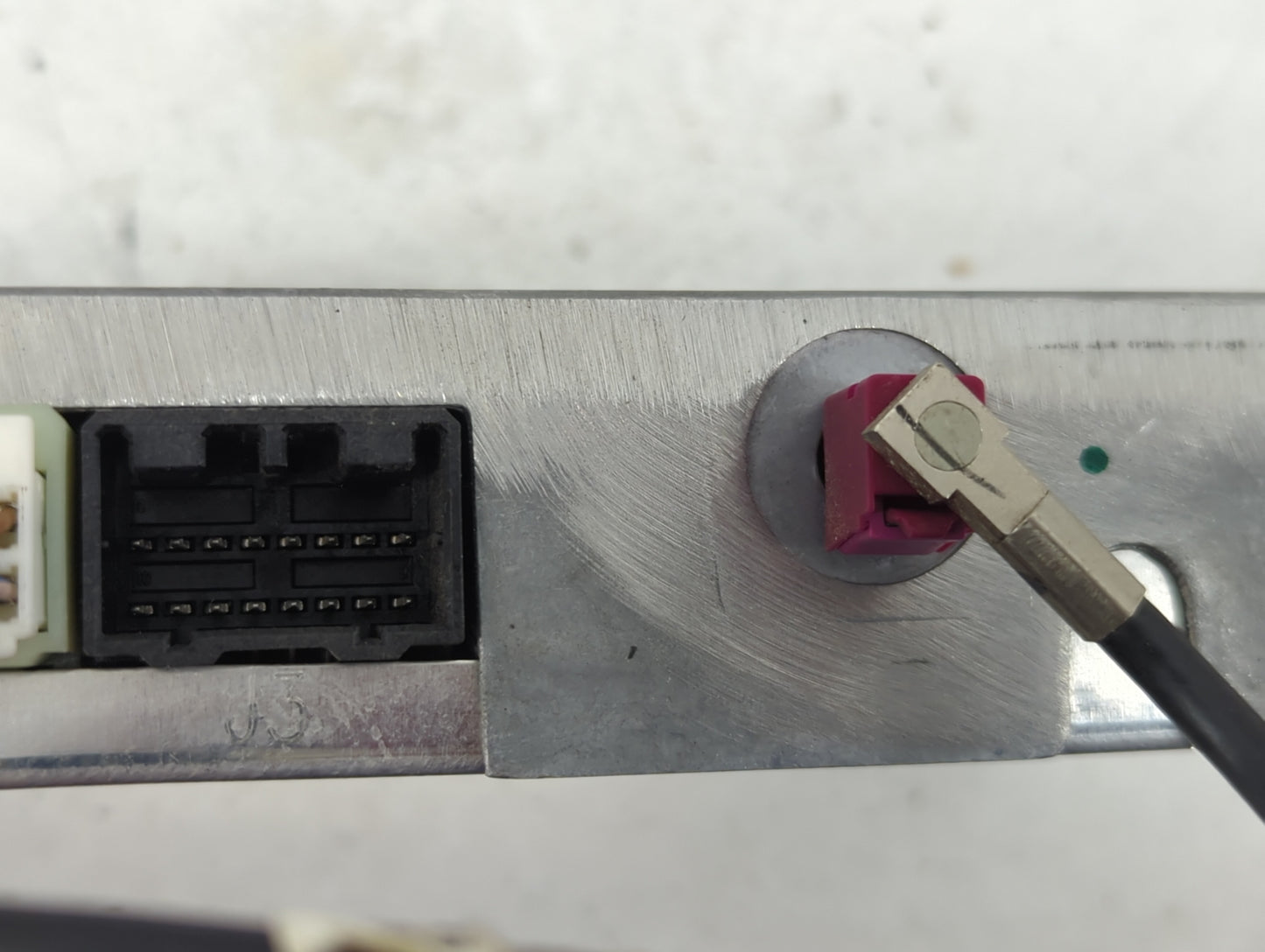 2014-2014 Chevrolet Cruze Communication Control Module 95328112 - Oemusedautoparts1.com