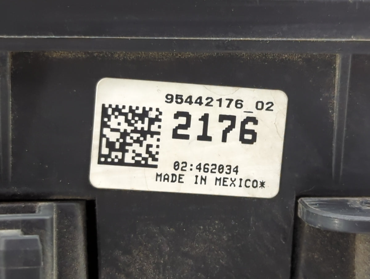 2011-2014 Chevrolet Cruze Fusebox Fuse Box Panel Relay Module P/N:95442176 Fits Fits 2011 2012 2013 2014 OEM Used Auto Parts