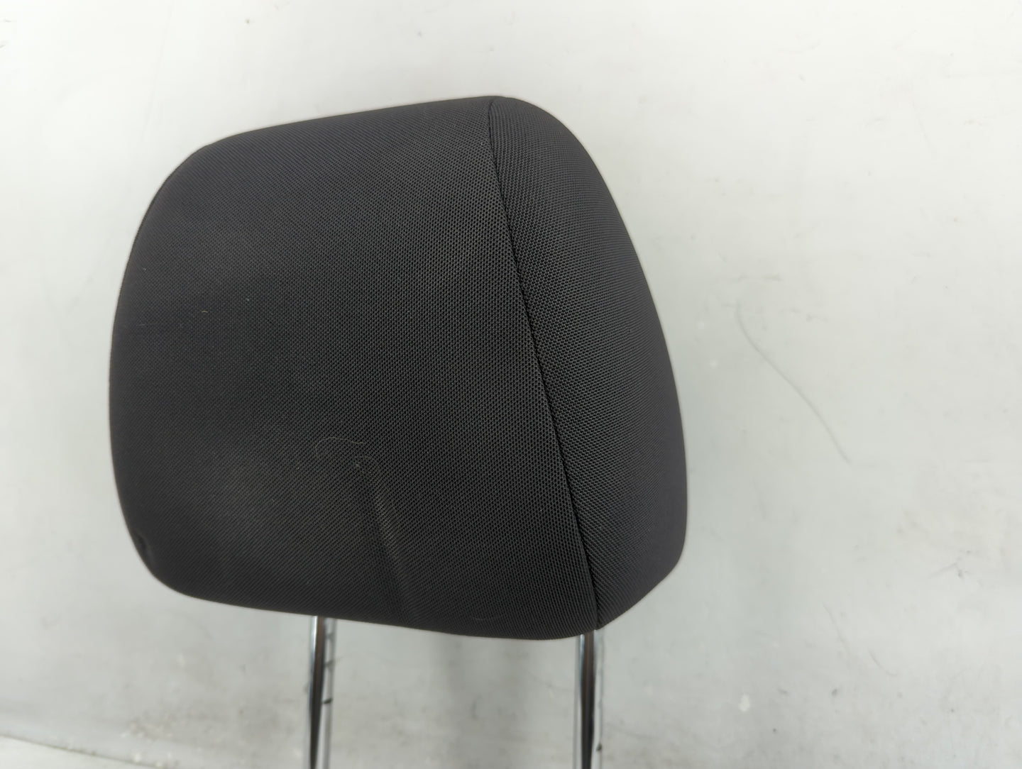 2014 Chevrolet Cruze Headrest Head Rest Front Driver Seat Black - Oemusedautoparts1.com