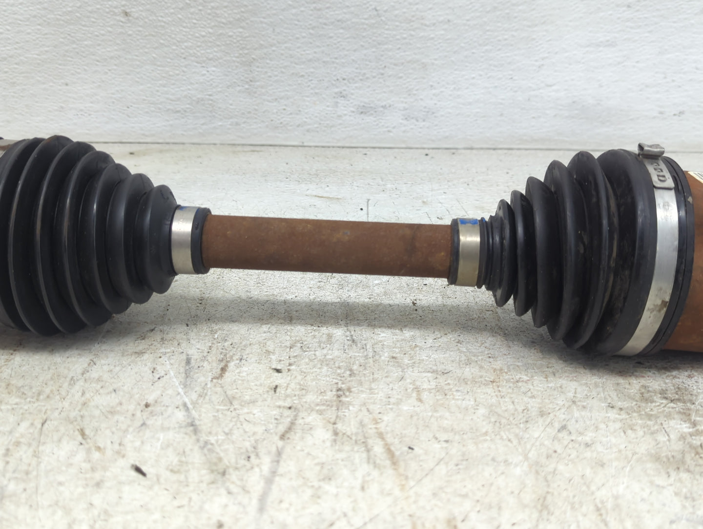 2011-2016 Chevrolet Cruze Axle Shaft Front Driver Cv C/v - Oemusedautoparts1.com