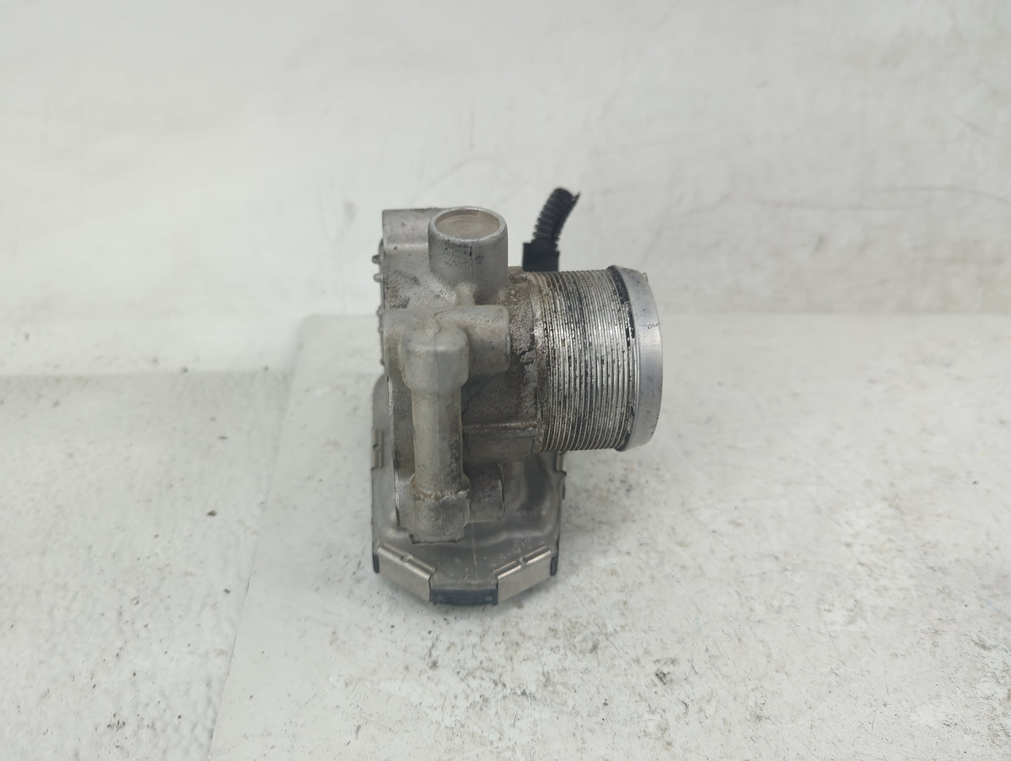 2011-2016 Chevrolet Cruze Throttle Body P/N:0 280 750 581 Fits Fits 2011 2012 2013 2014 2015 2016 2017 2018 2019 2020 2021 O