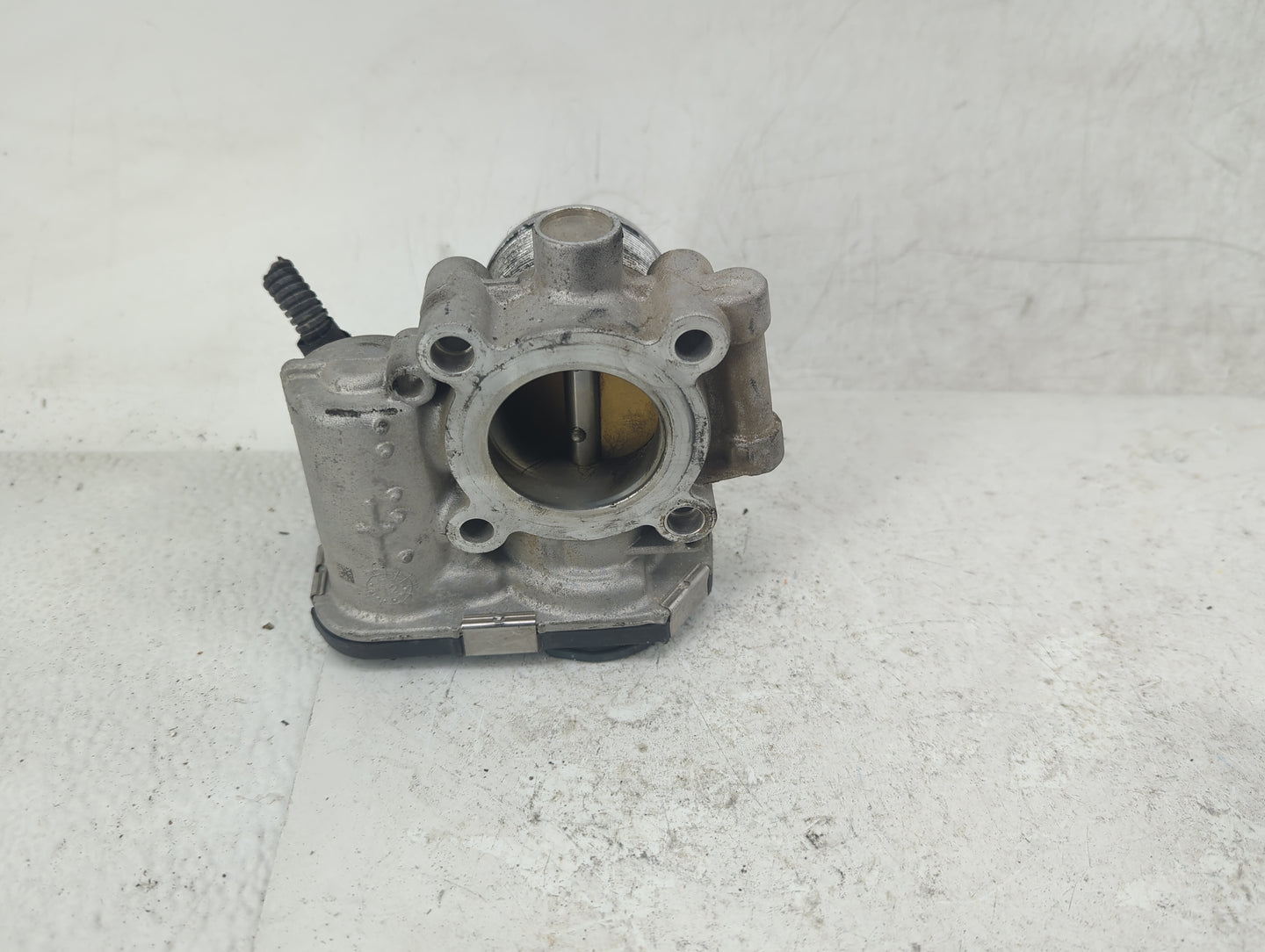 2011-2016 Chevrolet Cruze Throttle Body P/N:0 280 750 581 Fits Fits 2011 2012 2013 2014 2015 2016 2017 2018 2019 2020 2021 O