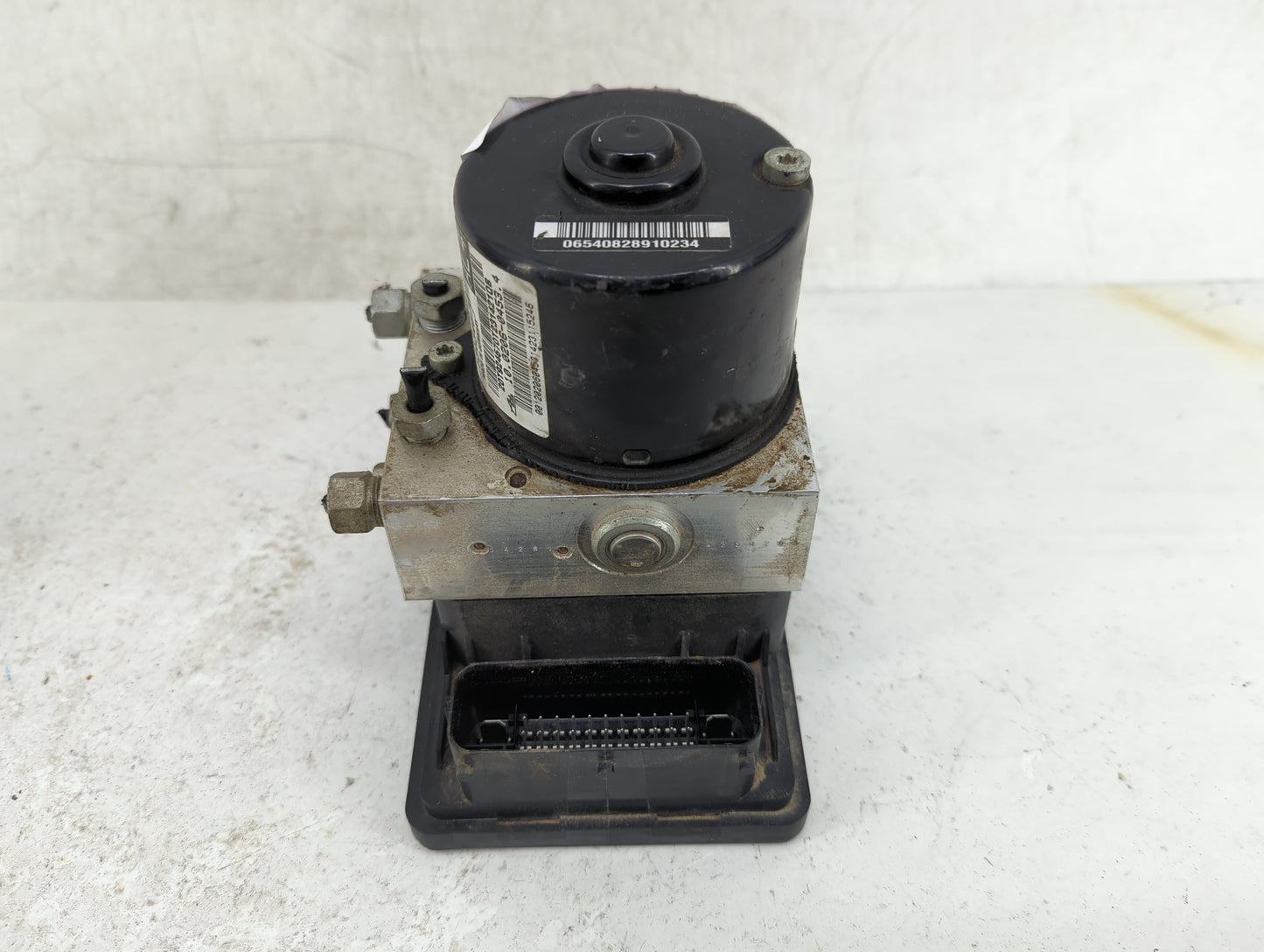 2012-2015 Chevrolet Cruze ABS Pump Control Module Replacement Fits Fits 2012 2013 2014 2015 OEM Used Auto Parts - Oemusedaut