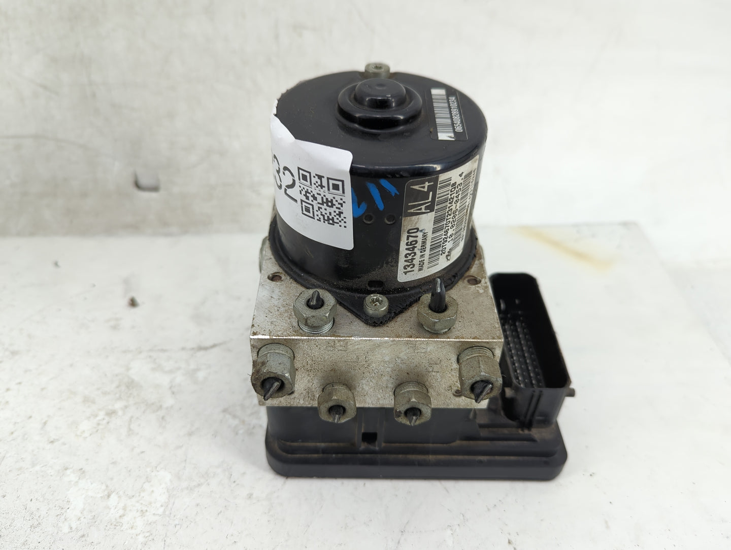 2012-2015 Chevrolet Cruze ABS Pump Control Module Replacement Fits Fits 2012 2013 2014 2015 OEM Used Auto Parts - Oemusedaut