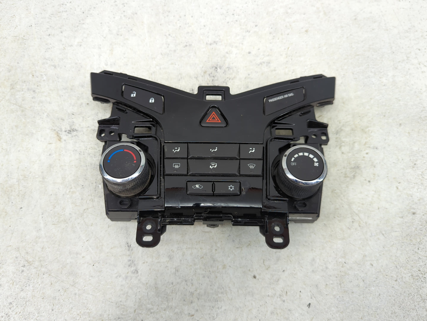 2014 Chevrolet Cruze Climate Control Module Temperature AC/Heater Replacement P/N:95146207 Fits OEM Used Auto Parts - Oemuse